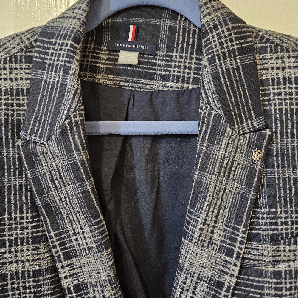 Tommy Hilfiger Navy and White Plaid Notched Lapel Blazer